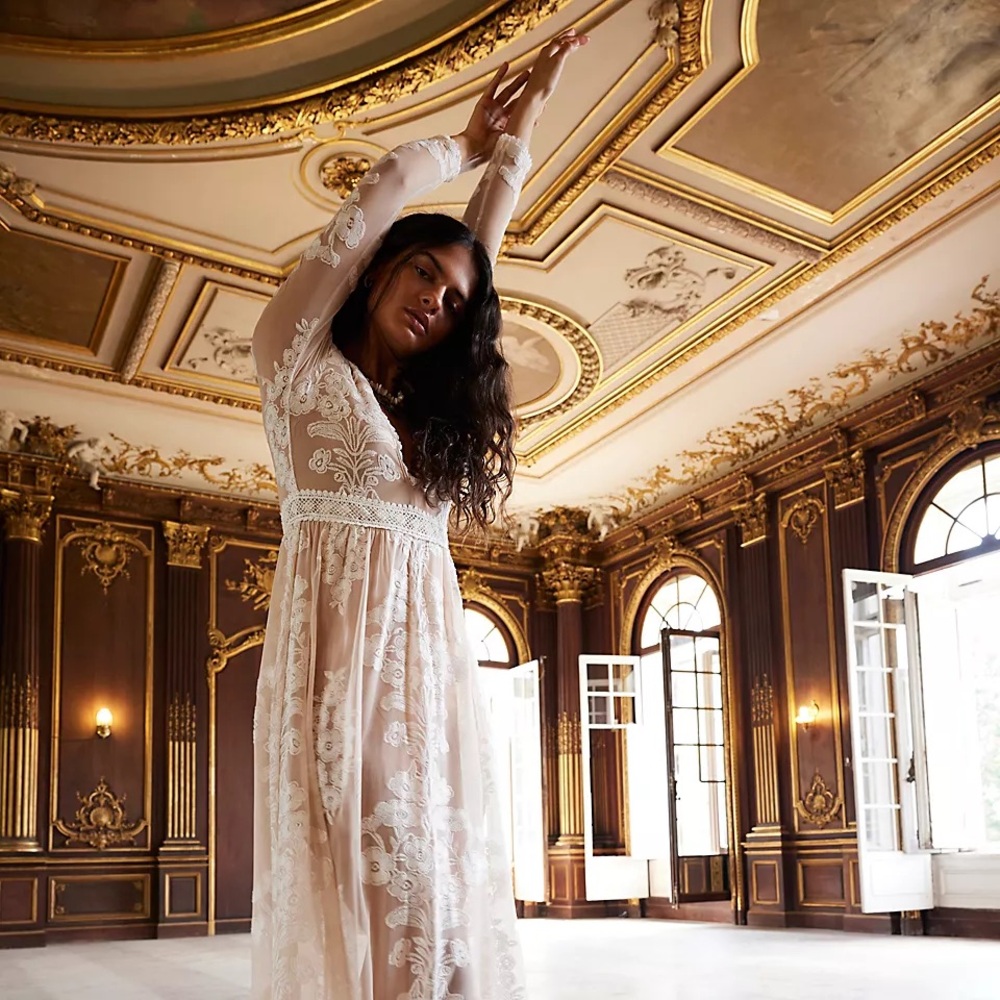 For Love & Lemons Temecula Maxi Dress size SMALL in IVORY - Picture 4 of 9